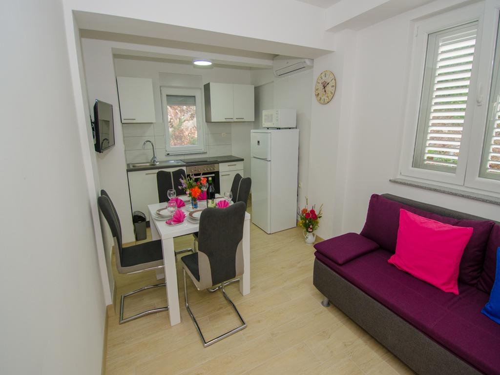 Apartments Vesela Janjina Bagian luar foto